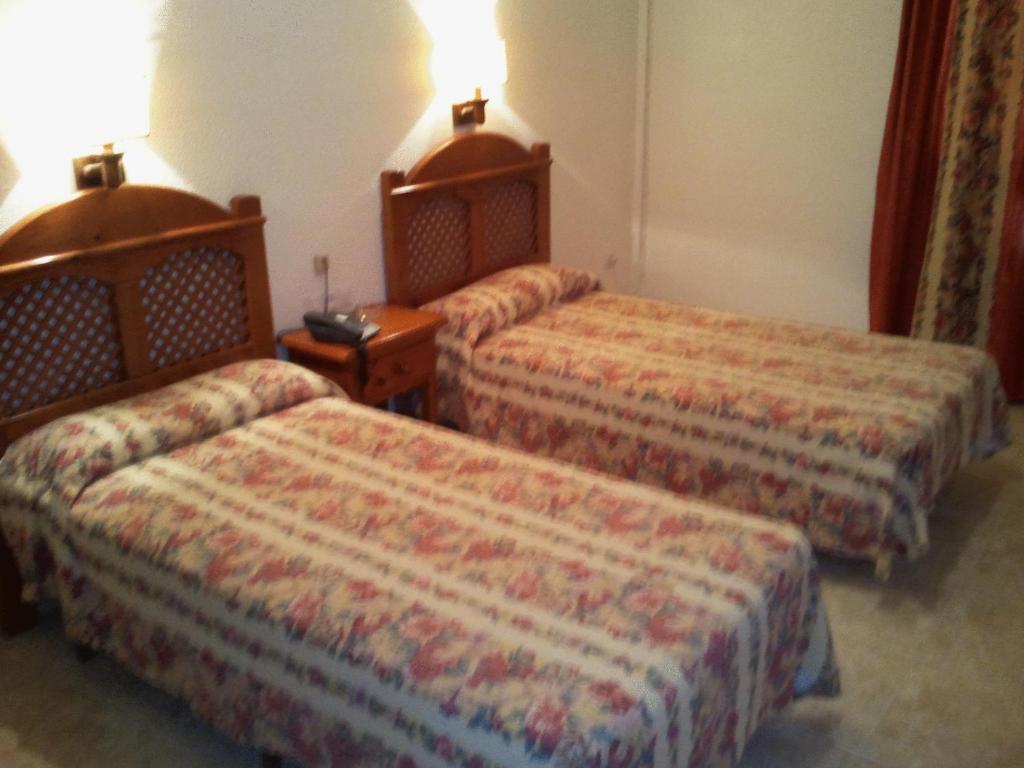 Hotel Castillo De Montemayor Bilik gambar